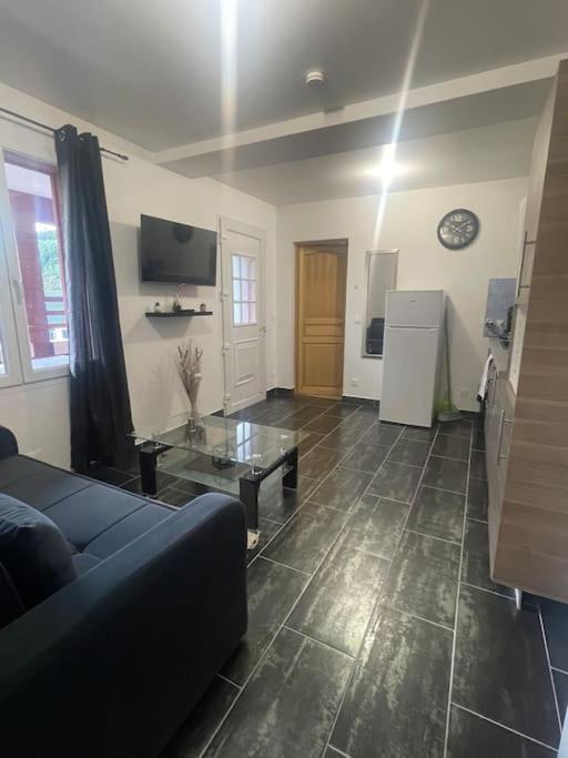 L8 - Proche Roissy & Paris Appartement Villiers-le-Bel